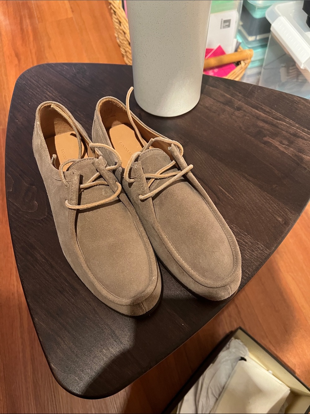 Banana Republic Taupe Suede Lace-Up Flats